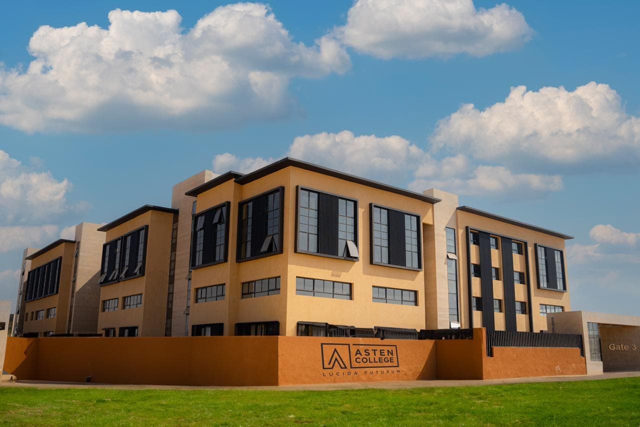 Asten College – Taj City
